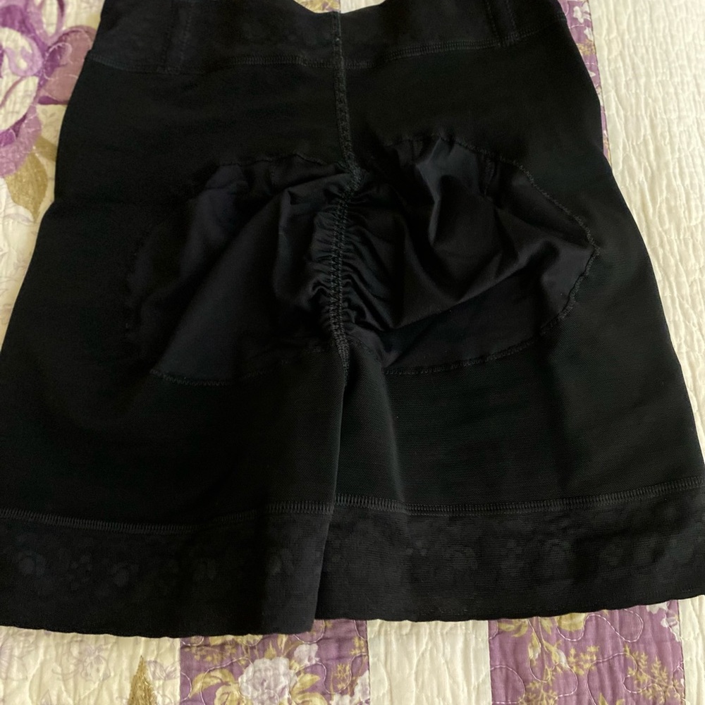 Shapewear - Picture 5 of 5